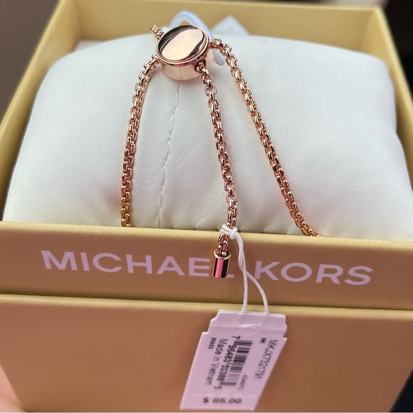 NWT! Michael Kors slider bracelet in rose gold. Pave MK logo with rhinestones - Picture 9 of 12